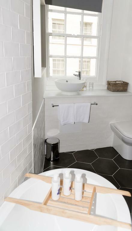 Herberg The Black Fox Bath